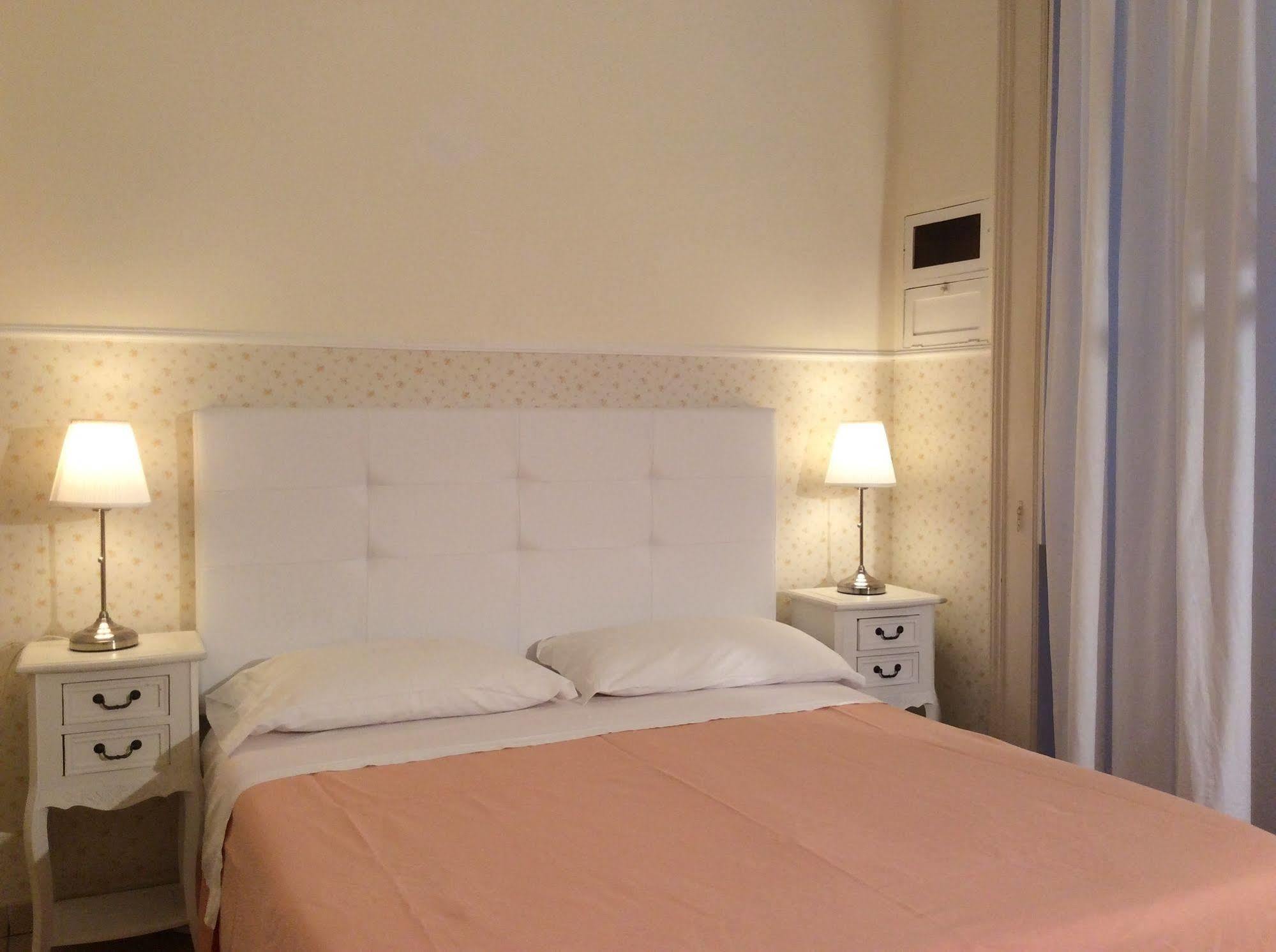 Couette-café Diana Syracuse